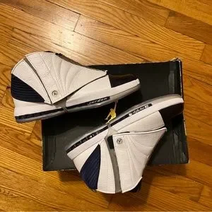 Jordan | Shoes | Jordan Retro 6 Midnight Blue Yankee Blue  display picture 2